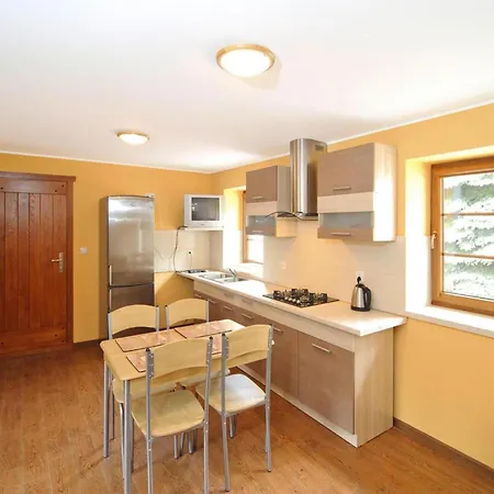 In A Fantastic Location Just 20 M From Boruja In Rekowo Appartement Rekowo (Bytow)